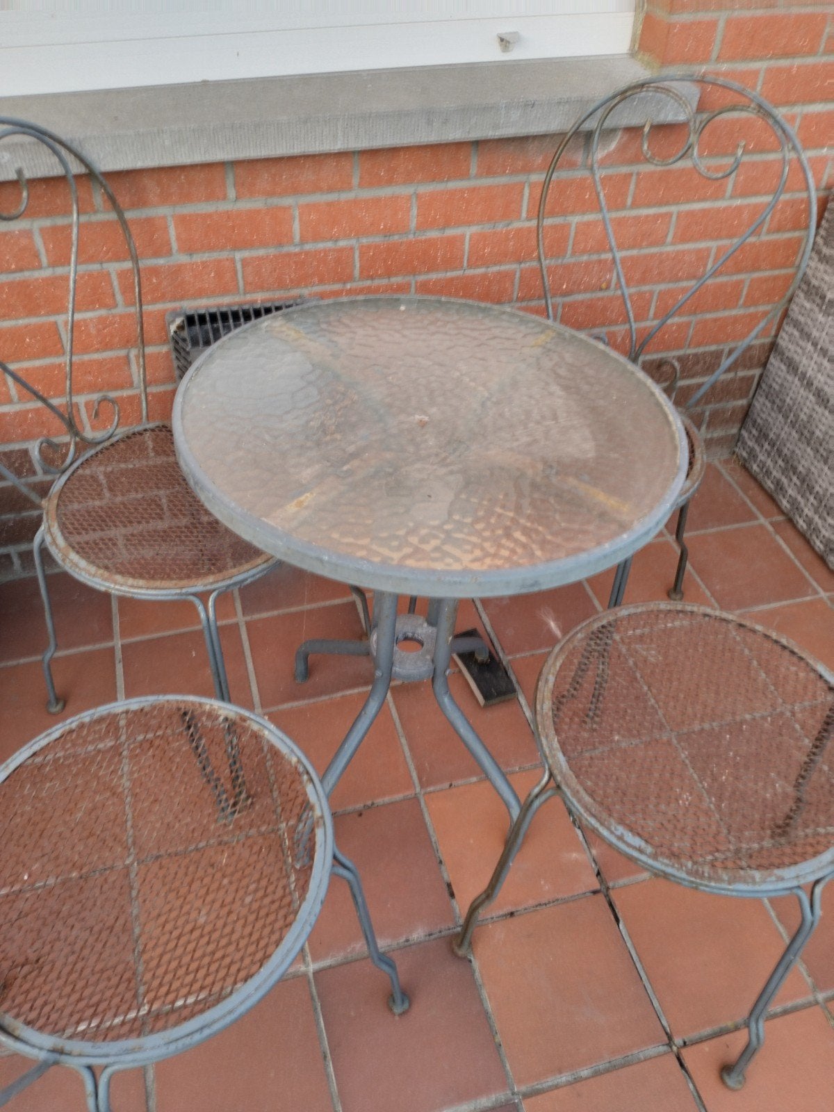 retro metalen tafel en rek, Ophalen, Gebruikt, Rond, Metaal