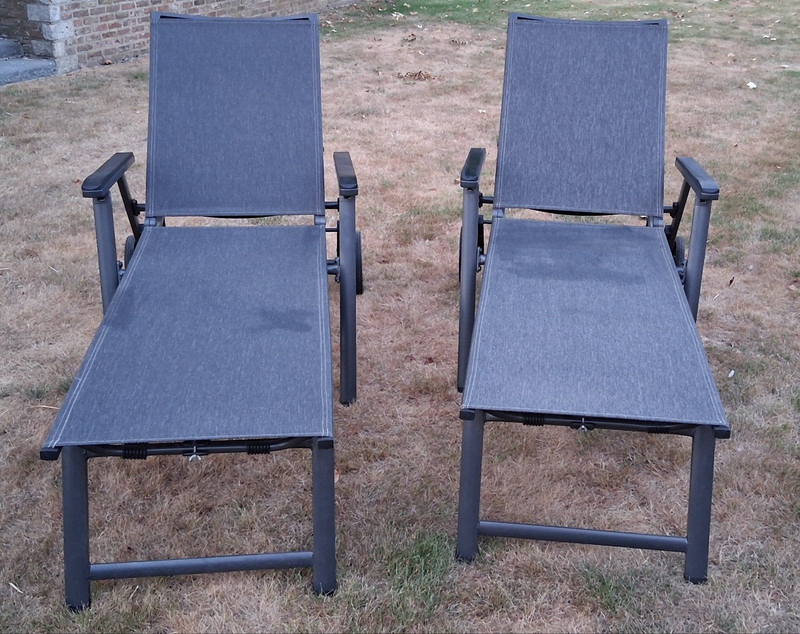 2 chaises longues, Enlèvement, Comme neuf, Métal, Réglable