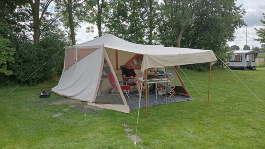 Très beau Holtkamper Astro. Avec de nouvelles bretelles TOP, Caravanes & Camping, Enlèvement, Jusqu'à 2, Holtkamper