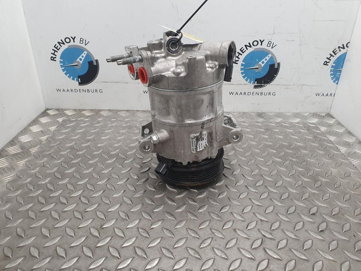 FORD PUMA ST LINE  AIRCO COMPRESSOR / AIRCOPOMP JX6119D629HB, Autos : Pièces & Accessoires, Enlèvement ou Envoi, Utilisé, ARN reconnu