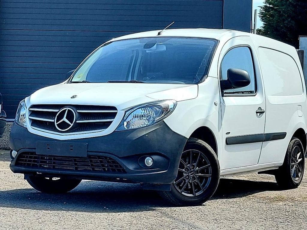 Mercedes Citan ** 2020** 79000km ** Airco/Navi **, Voorwielaandrijving, Stof, Wit, Bedrijf