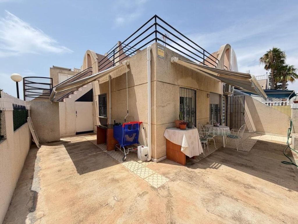 Hoekbungalow zonder bovenburen/Torrevieja, Immo, Torrevieja, Spanje, Woonhuis, 2 kamers