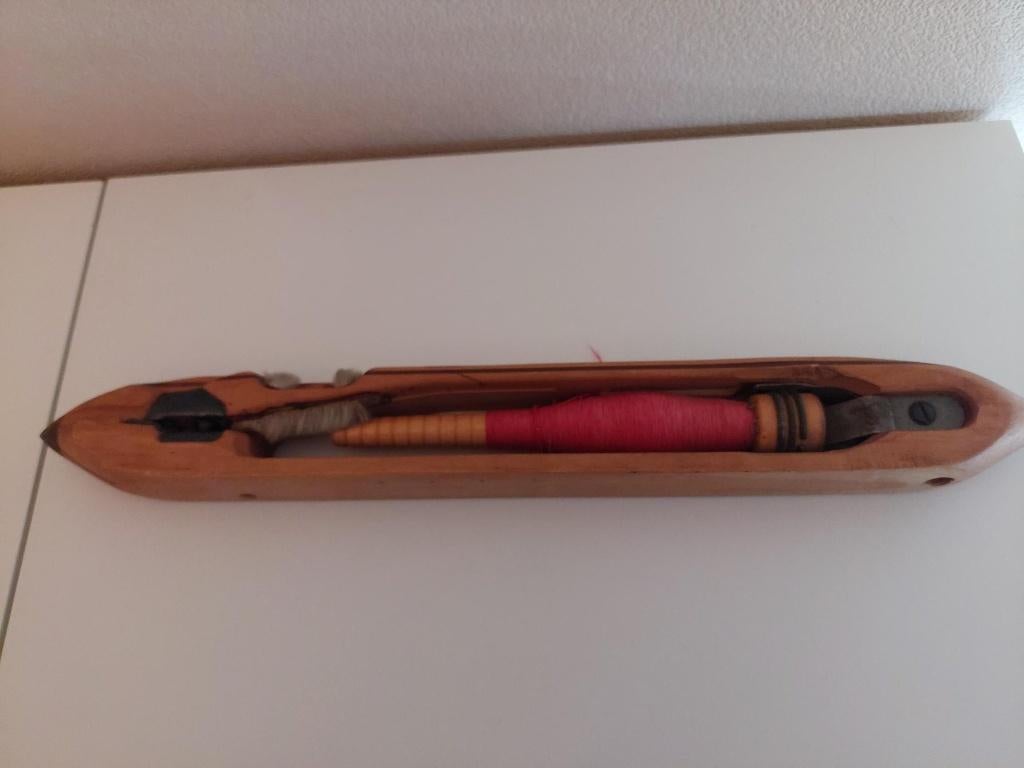 Prachtige Antieke Schietspoel / Weefspoel, Ophalen
