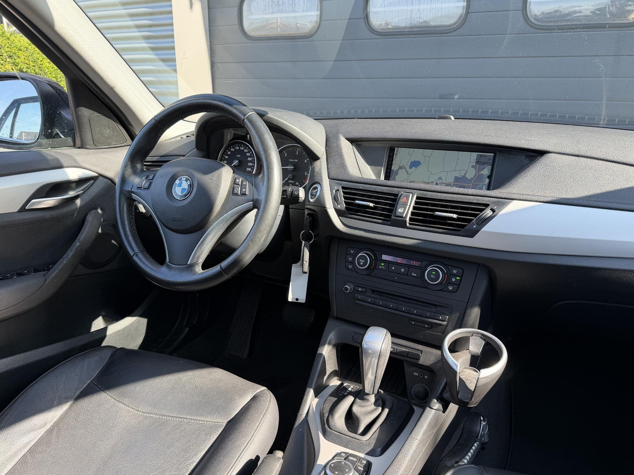BMW X1 xDrive23d Executive | Panoramadak | Lederen Bekleding, Euro 5, Stof, Zwart, 4 cilinders