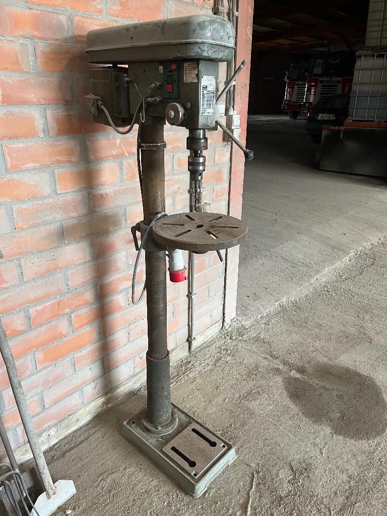 Kolomboormachine, Ophalen, Gebruikt, 600 watt of meer, Kolomboormachine