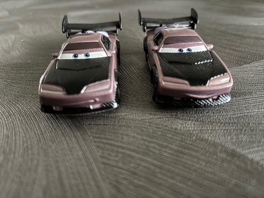 Cars Disney auto’s deel 2, Collections, Enlèvement, Autres personnages, Comme neuf, Statue ou Figurine
