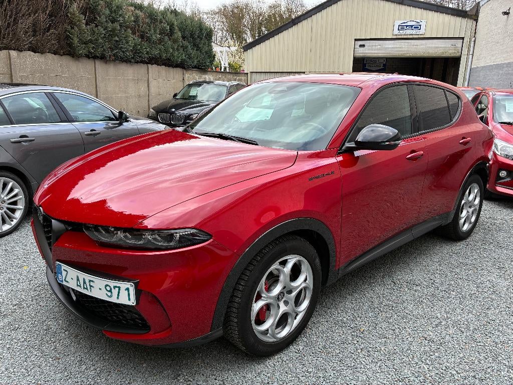 Alfa Romeo  Tonale 1.5 MHEV Edizione Speciale, Autos, Alfa Romeo, Rouge, Cuir et Alcantara, Achat, 139 g/km