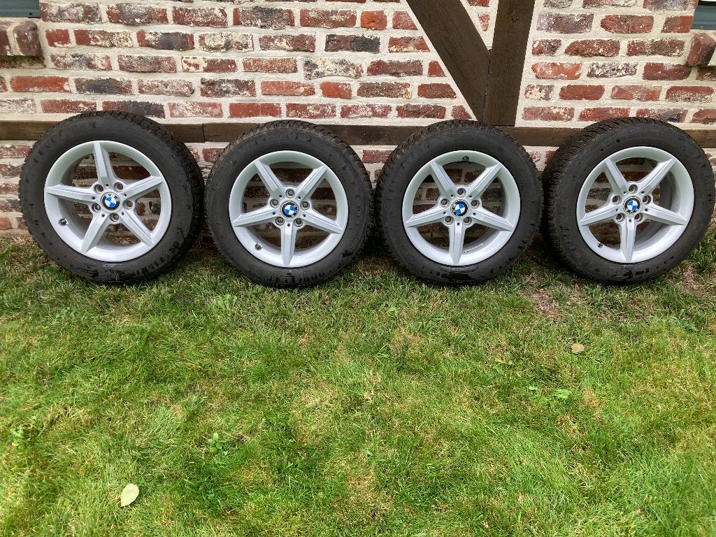 4 WINTERBANDEN (BMW 3 Reeks), Auto-onderdelen, Banden en Velgen, Ophalen, Gebruikt, 16 inch, Band(en)