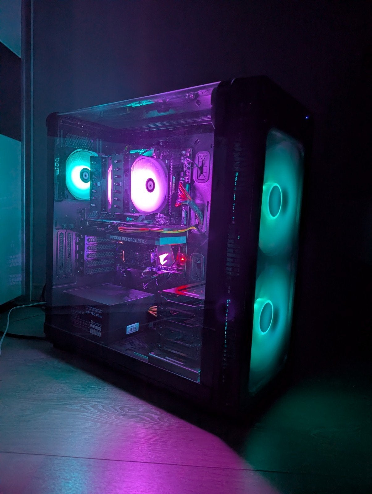 Gaming pc 5600x + rtx 4060ti 16gb + 32gb ram, Games en Spelcomputers, Games | Pc, Ophalen