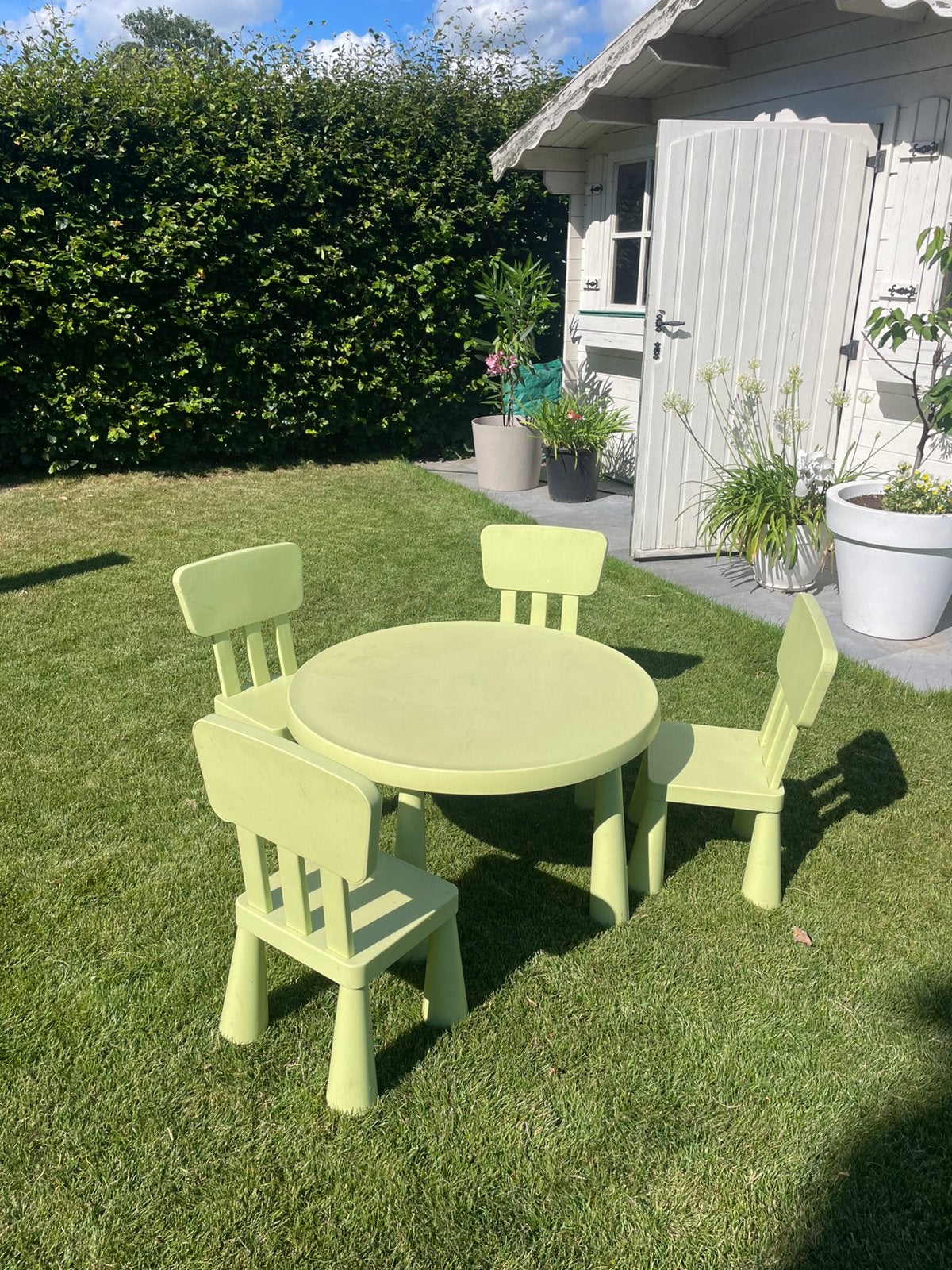 Ikea tafel en 4 stoelen, Kinderen en Baby's, Kinderkamer | Tafels en Stoelen, Ophalen, Stoel(en)