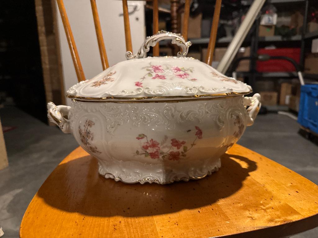 Porcelaine de Baudour - manufacture De Fuisseaux, Antiek en Kunst, Ophalen