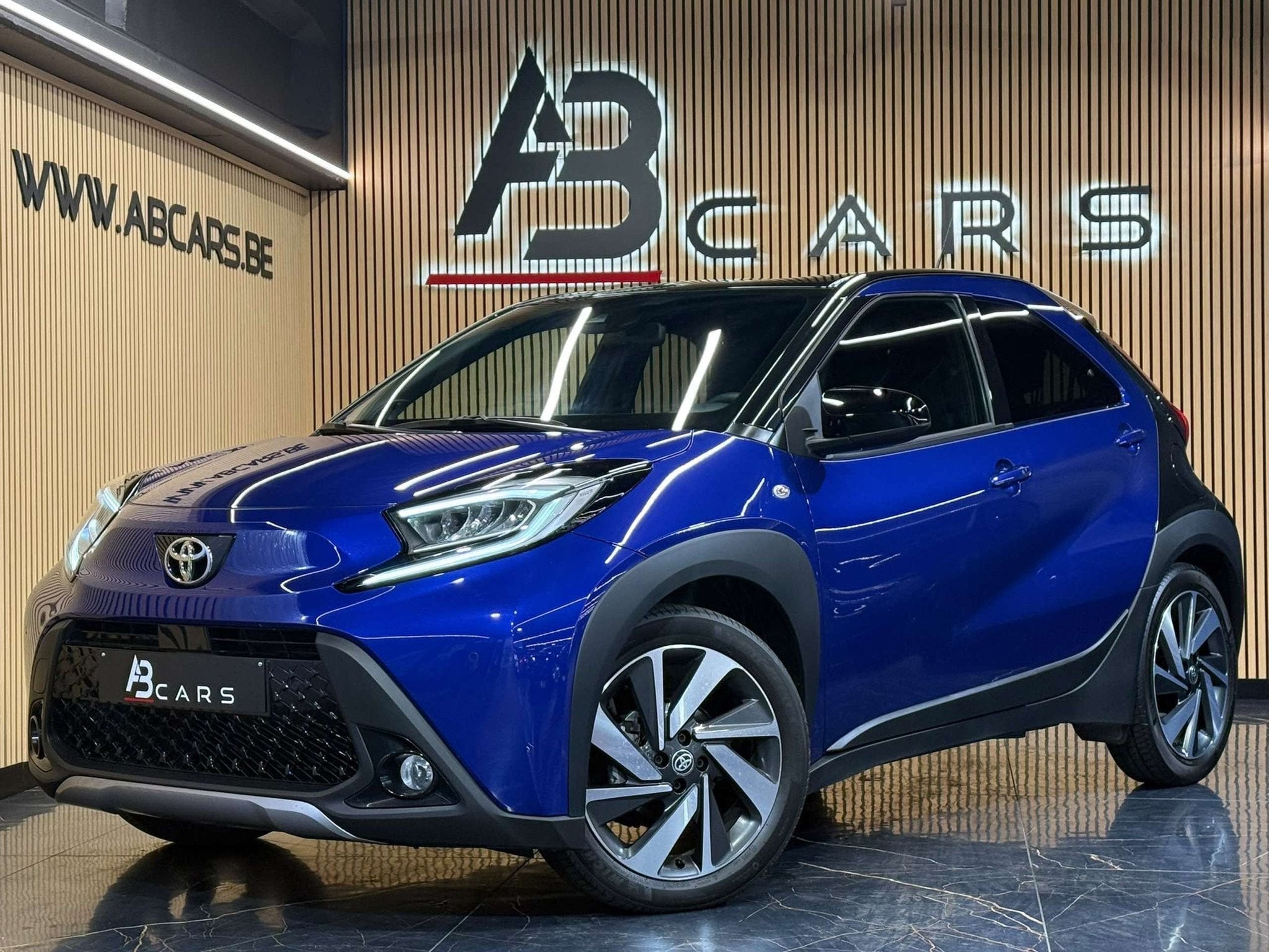 Toyota Aygo X * BOITE AUTO * GARANTIE 12 MOIS *, Autos, Achat, 998 cm³, Entreprise, Ordinateur de bord