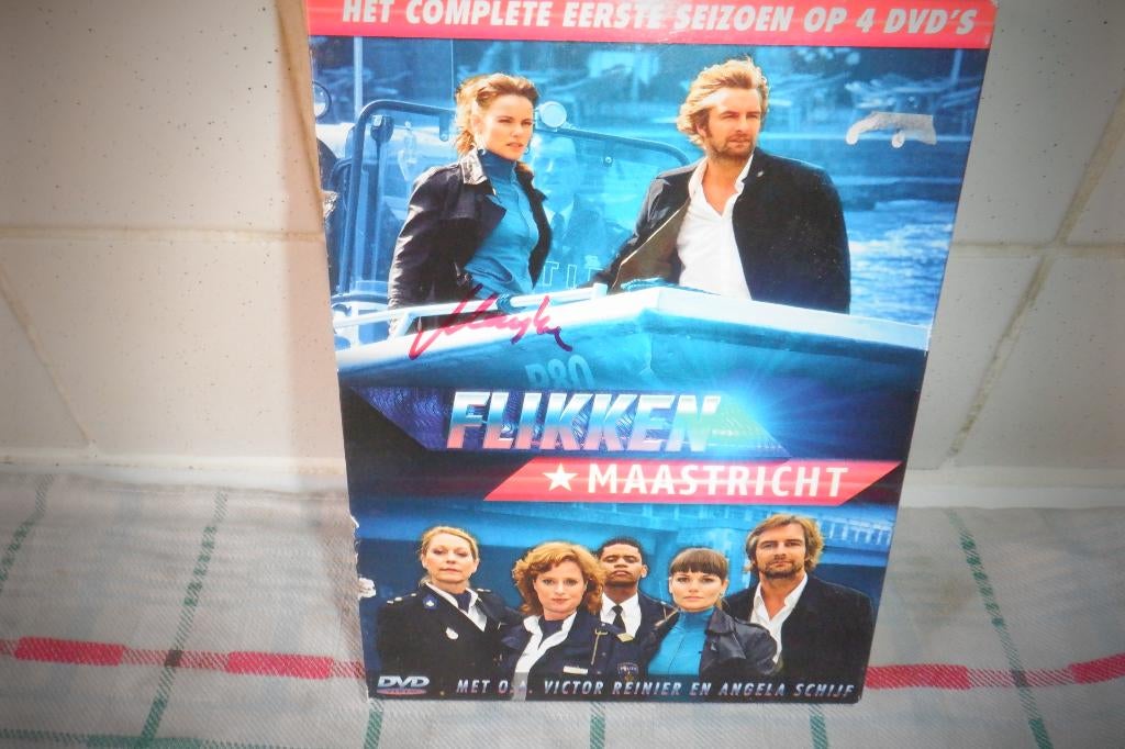 DVD Seizoen 1Flikken Maastricht.(4 DVD'S), Cd's en Dvd's, Vanaf 12 jaar, Ophalen of Verzenden, Zo goed als nieuw, Detective en Krimi