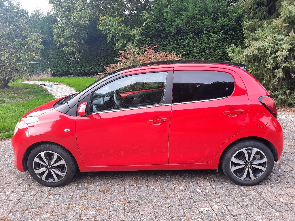 CITROEN C1 1.0 SHINE Volledige  ‼️ 25.800km ‼️ Benzine, Voorwielaandrijving, 4 zetels, 50 kW, Multifunctioneel stuurwiel