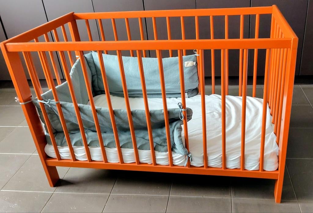 Kinderbedje met matras en beschermrand, Kinderen en Baby's, Ophalen