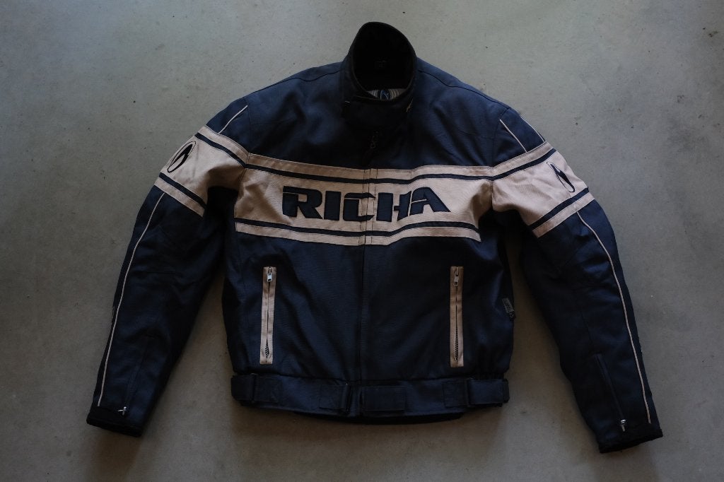 Richa motorjas en bijhorende broek, Motoren, Kleding | Motorkleding, Combipak, Dames, RICHA, Ophalen of Verzenden