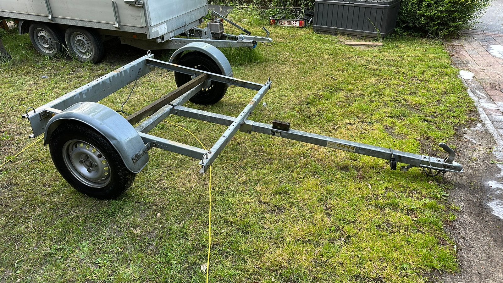 Aanhangwagen chassis – gegalvaniseerd, Enlèvement, Utilisé