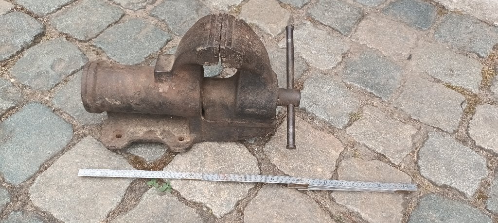 Bankschroef, Doe-het-zelf en Bouw, Ophalen, Gebruikt, Bankschroef