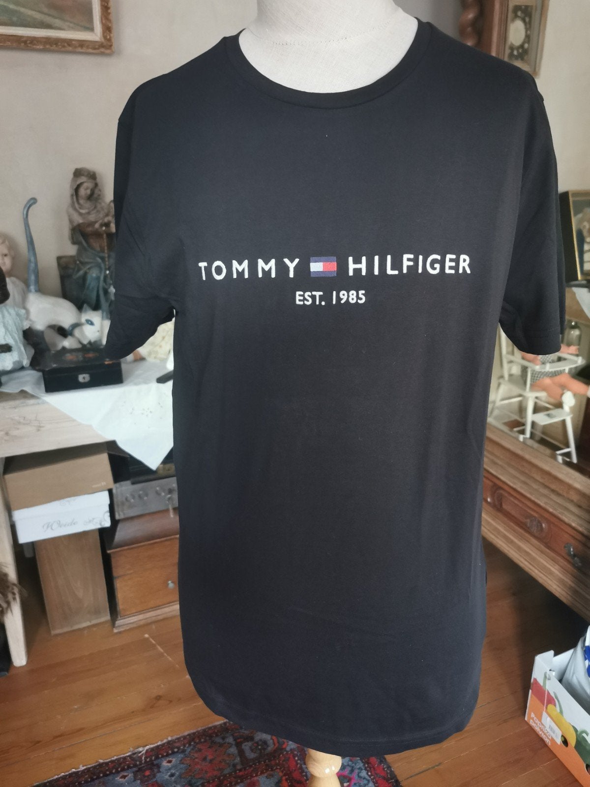 Nog nieuw mooie heren t-shirt van Tommy Hilfiger, Ophalen of Verzenden, Maat 52/54 (L)