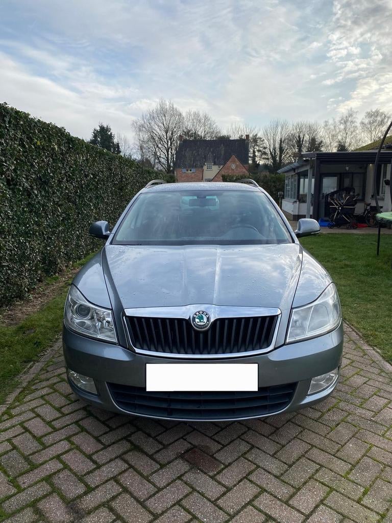 Skoda Octavia Station 1.2 essence, Particulier, Essence, Traction avant, Octavia