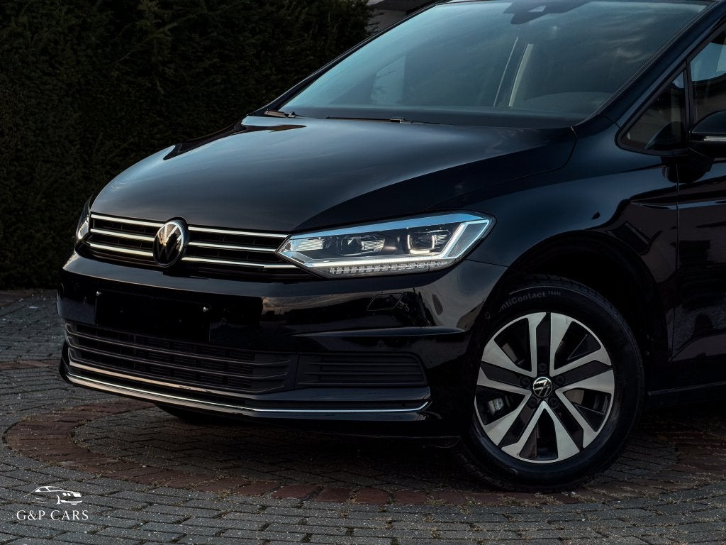 Volkswagen Touran/2026/7-ZIT/DSG/IQ.LIGHT/ACC/NAVI/CAMERA/, Autos, Achat, Entreprise, 7 places, Ordinateur de bord