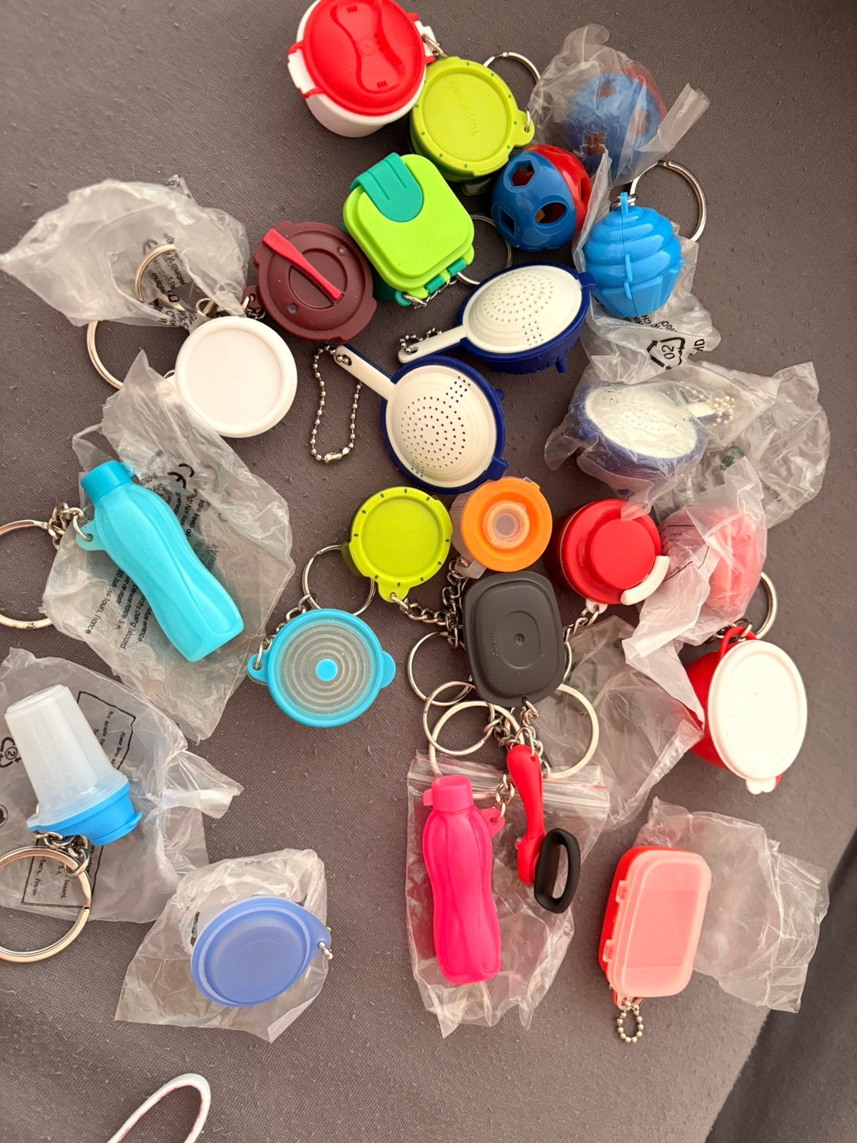 Sleutelhangers tupperware, Collections, Porte-clés, Enlèvement, Comme neuf