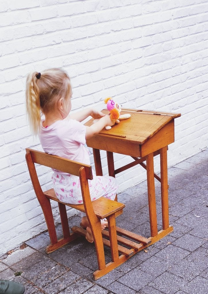 Lessenaar. Kinderen. Schoolbankje. 1960. Made in België., Kinderen en Baby's, Ophalen, Gebruikt