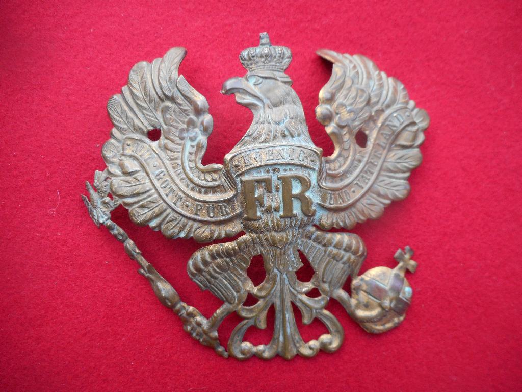 insigne aigle Prussien casque à pointe allemand Pickelhelm, Verzamelen, Verzenden