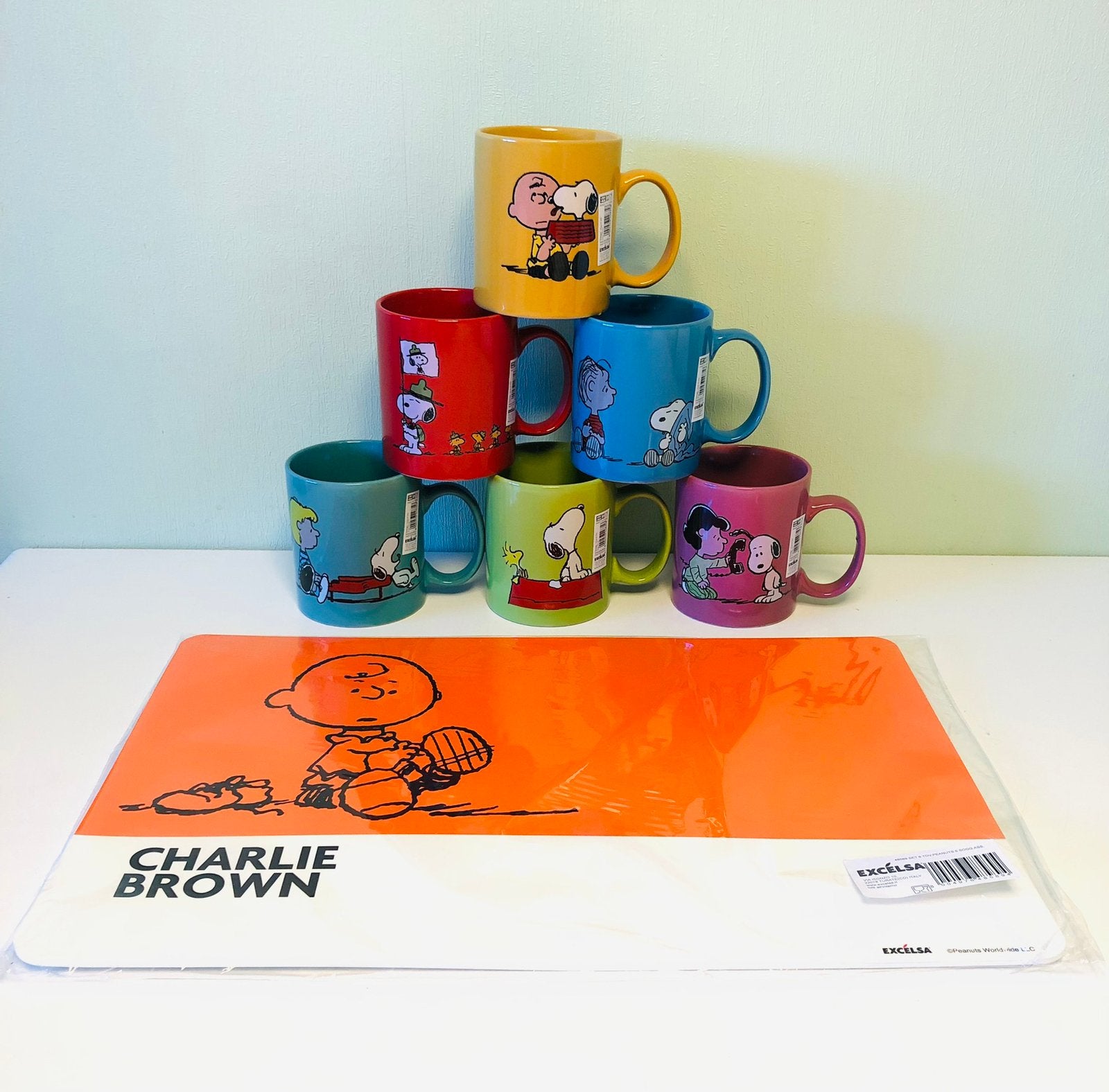 Peanuts Snoopy mokken (6) + 6 placemats nieuw Excélsa, Maison & Meubles, Enlèvement ou Envoi, Neuf, Porcelaine, Mug