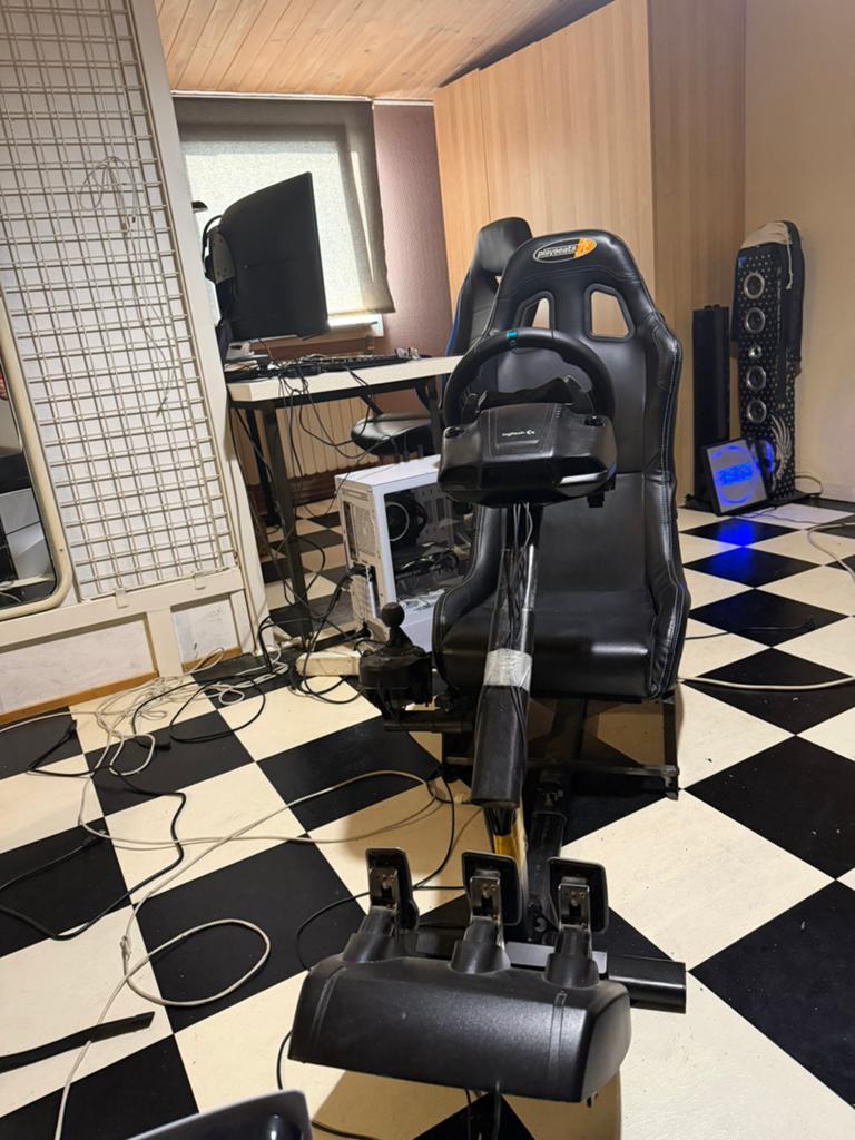 Setup Simracing Logitech G29 – Fonctionne parfaitement, Enlèvement ou Envoi, Comme neuf