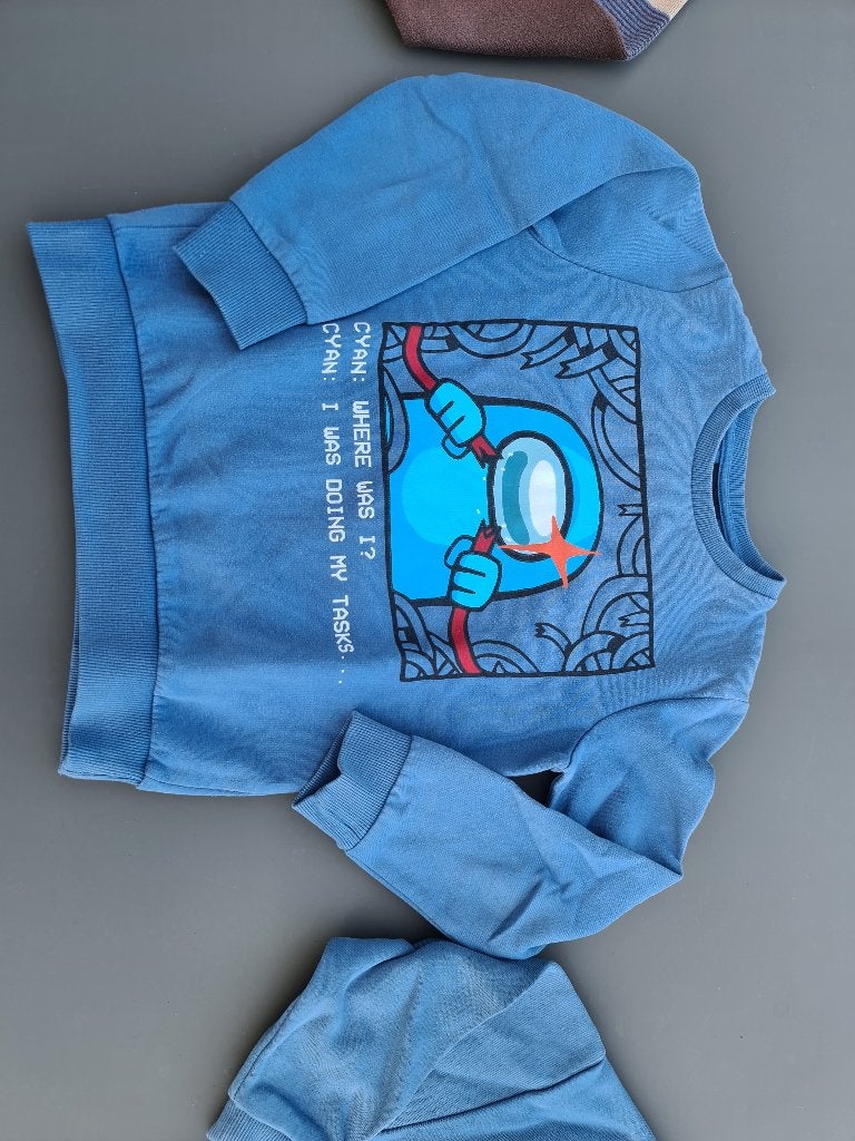 blauwe trui, pull met tekening, Among Us, 128, Ophalen, Zo goed als nieuw