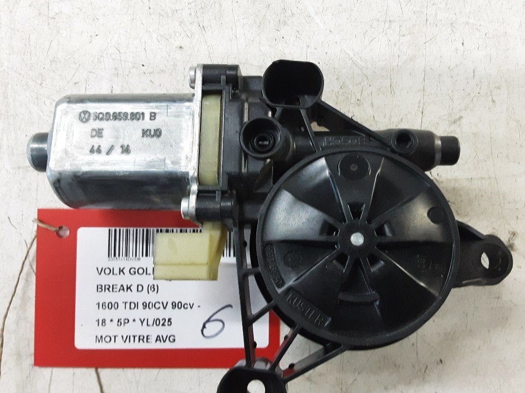 MOTOR RAAMMECHANIEK LINKS VOOR Golf VII Variant (AUVV), Gebruikt, Volkswagen, Rue de l'Espoir 34 34
4030  GRIVEGNÉE, BE, Info@Collignon.be