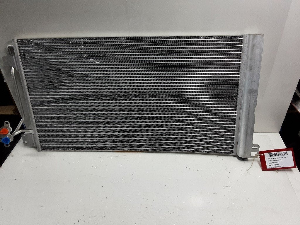 RADIATEUR AIRCO Volkswagen Transporter T5 (7H0820411D), Gebruikt, Volkswagen, Mevr. I. Hauben, Rue de l'Espoir 34 34
4030  GRIVEGNÉE, BE