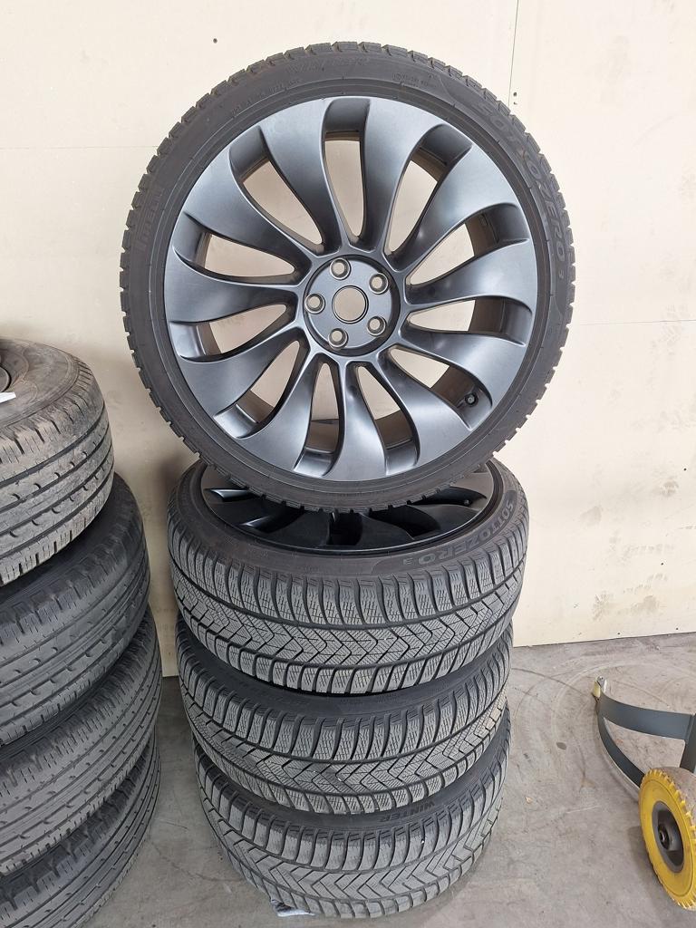 Tesla Model Y Winterset 20 Inch Origineel, Ophalen, Gebruikt, 255 mm, -