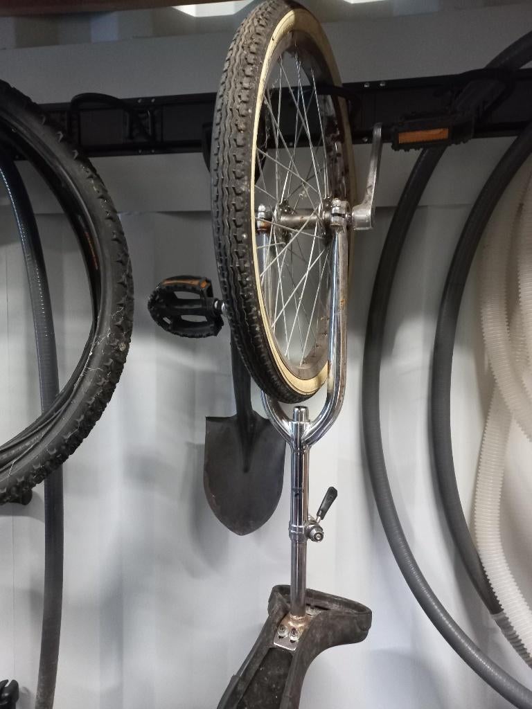 eenwieler fiets circus, Ophalen, Gebruikt, Terugtraprem