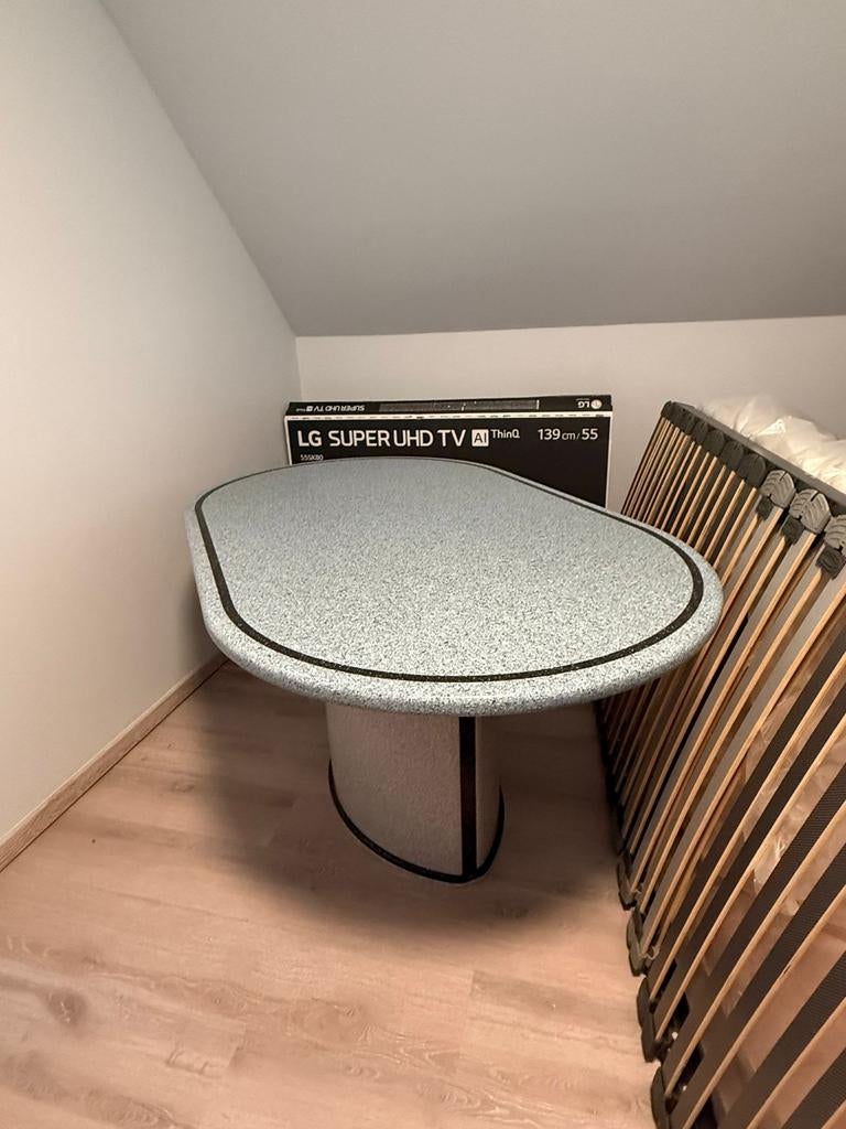Tafel in Corian, Ophalen