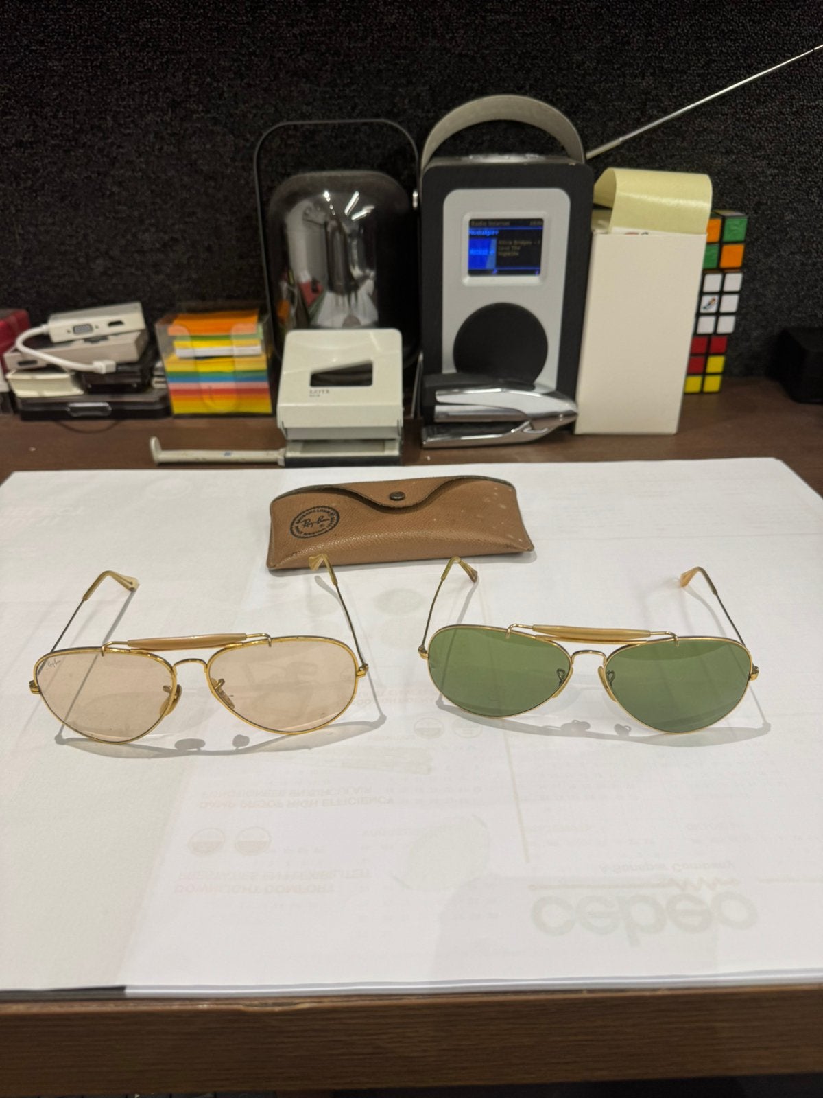 Ray Ban de 2 millésimes, Bijoux, Sacs & Beauté, Lunettes de Soleil & Lunettes | Hommes, Enlèvement, Comme neuf