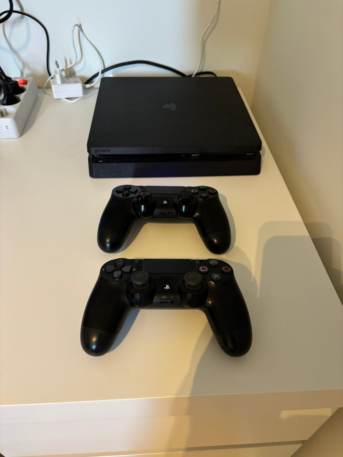 Playstation 4, Games en Spelcomputers, Ophalen, Zo goed als nieuw