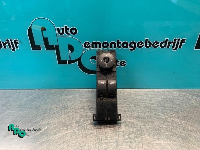 Elektrisch Raam Schakelaar van een Ford Focus (Focus 04-), Gebruikt, -, -, Ophalen of Verzenden
