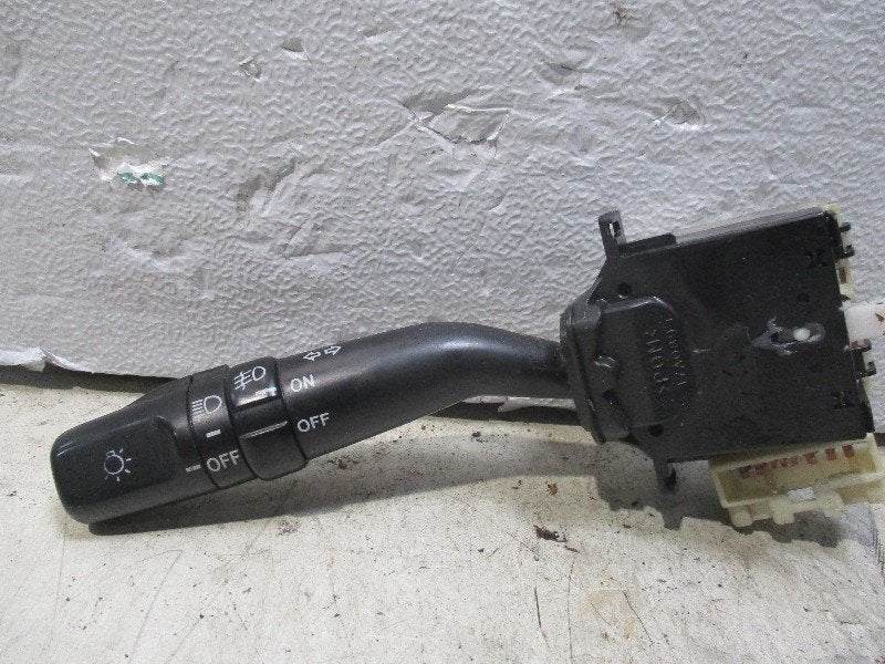 COMMUTATEUR CLIGNOTANT Toyota Celica (T20) (01-1993/11-1999), Autos : Pièces & Accessoires, Kundenbetreuung@toyota.de, Toyota
