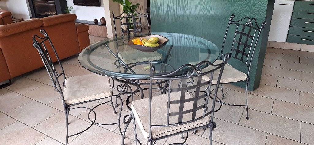 Gietijzeren tafel met 4 stoelen, Enlèvement