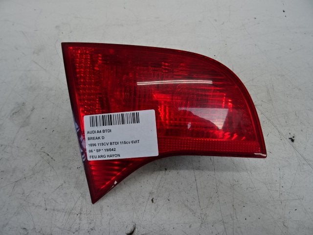 ACHTERLICHT LINKS ACHTERKLEP Audi A4 Avant (B7) (8E9945093), Gebruikt, Audi