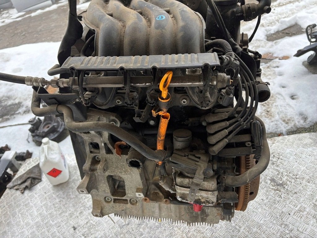 Moteur BSX Nu TOURAN VW CADDY, Envoi, Utilisé, Skoda