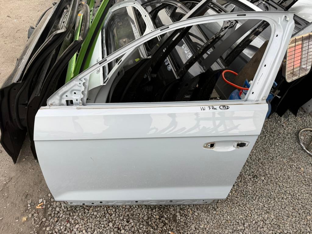 Porte avant gauche de la Volkswagen T-Roc, Autos : Pièces & Accessoires, Enlèvement, Avant, Volkswagen, Porte