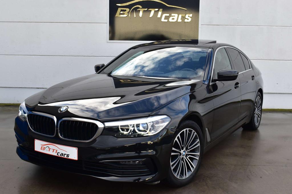 BMW 5 Serie 520 2.0iA* Sport-line* Leder* Panodak* Virt. coc, Auto's, BMW, Automaat, Achterwielaandrijving, 4 cilinders, Zwart