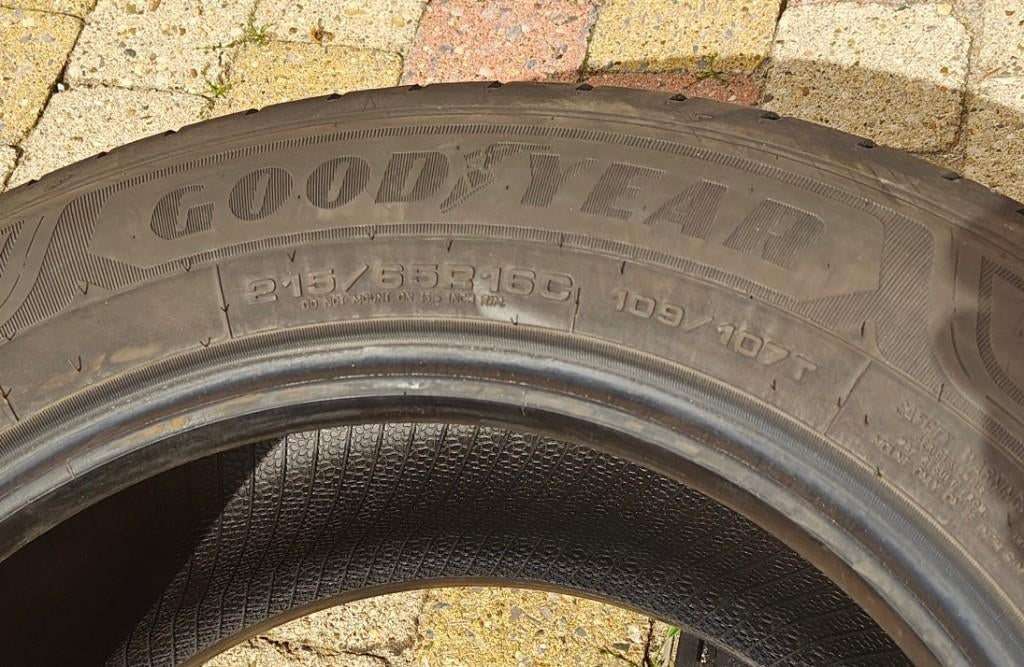 4 pneus 215/65R16C, Autos : Pièces & Accessoires, 215 mm, 16 pouces, Pneus été, Véhicule utilitaire