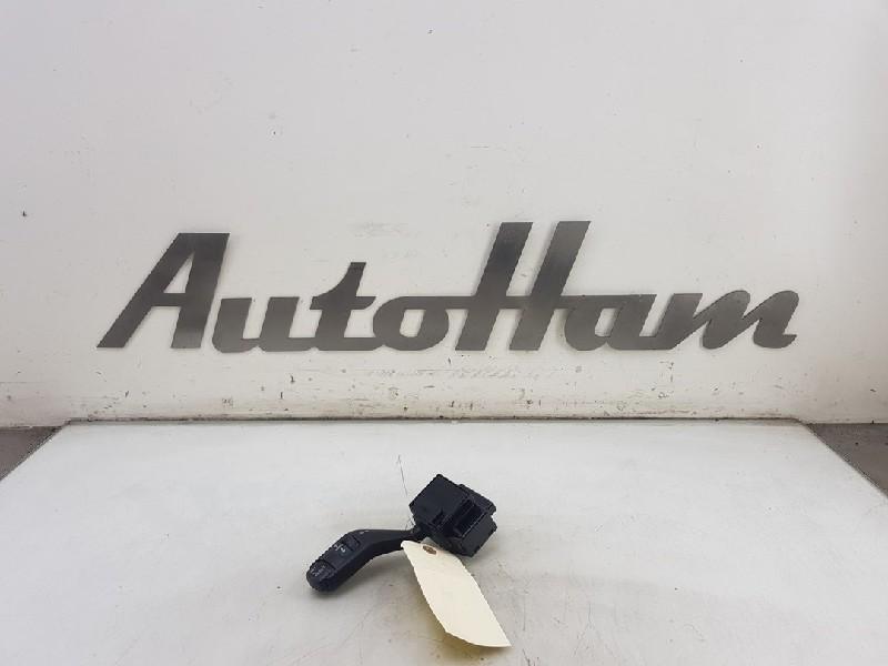 COMMUTATEUR CLIGNOTANT Ford Focus 2 Wagon (01-2004/09-2012), Utilisé, Ford