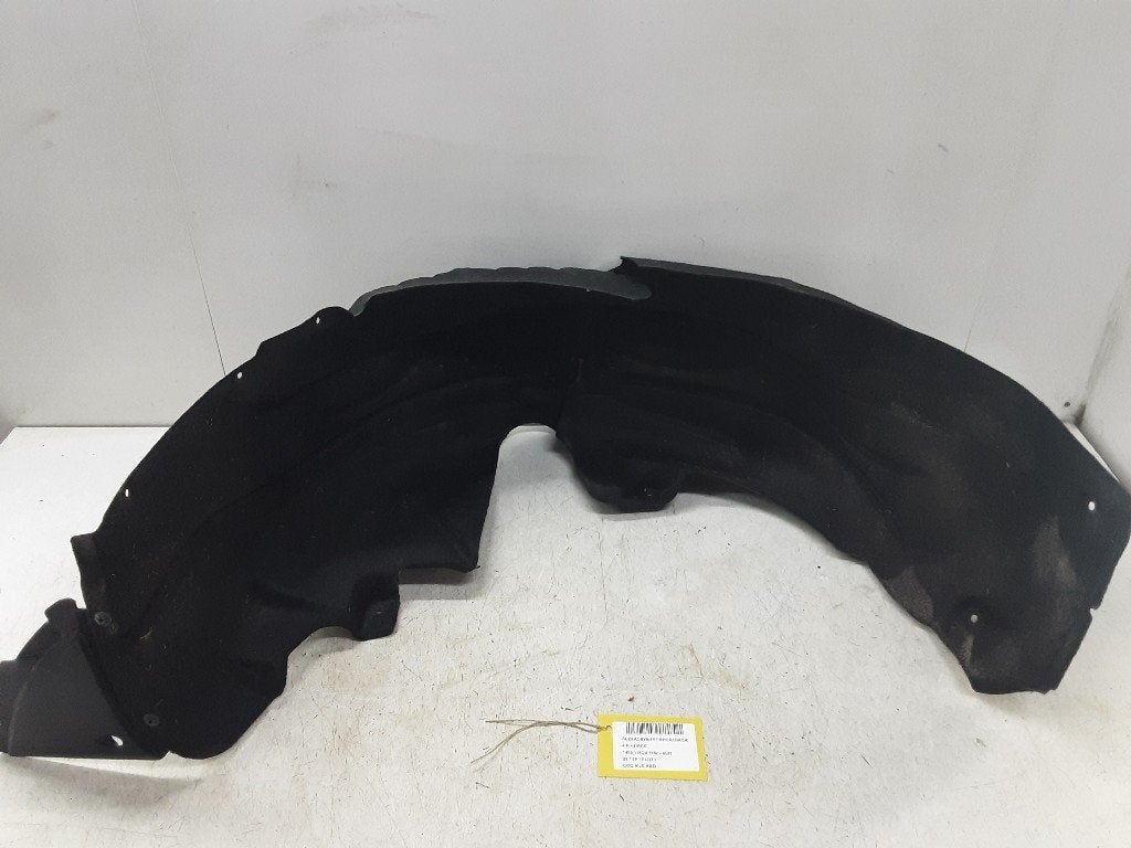 PARE BOUE ARRIERE DROIT Audi A3 Sportback (8YA) (01-2019/-), Auto-Union-Straße  1,
85057  Ingolstadt, DE, Garde-boue, Info@audi.de