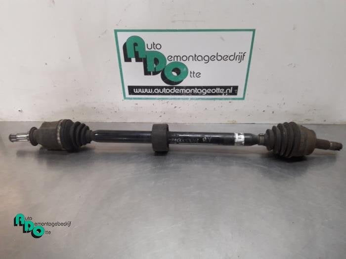 Arbre de transmission avant droit d'un Opel Corsa (Corsa D 0, -, Opel, 3 mois de garantie, Utilisé