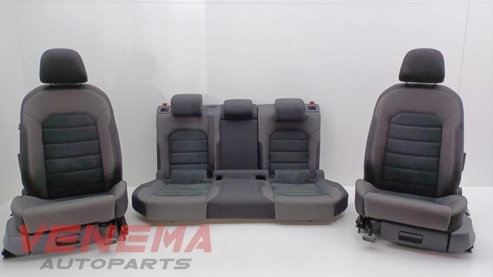 Kit revêtement (complet) d'un Volkswagen Golf, Volkswagen, -, 3 mois de garantie, Utilisé